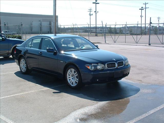BMW 7 series 2002 photo 1