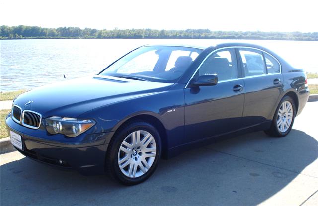 BMW 7 series 2002 photo 4