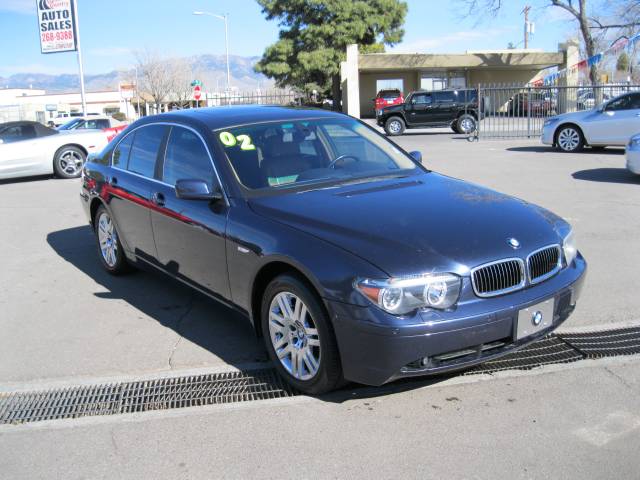 BMW 7 series 2002 photo 2