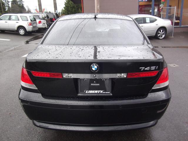 BMW 7 series 2002 photo 3