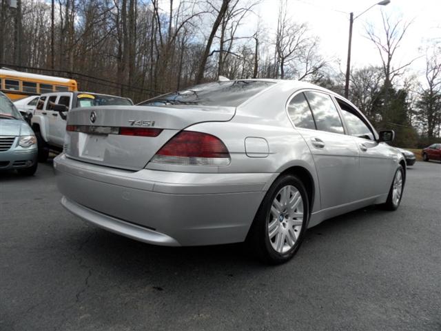 BMW 7 series 2002 photo 3