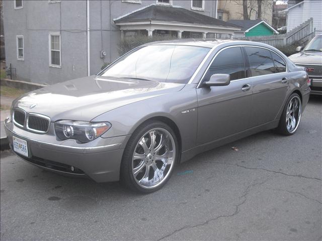 BMW 7 series 2003 photo 0