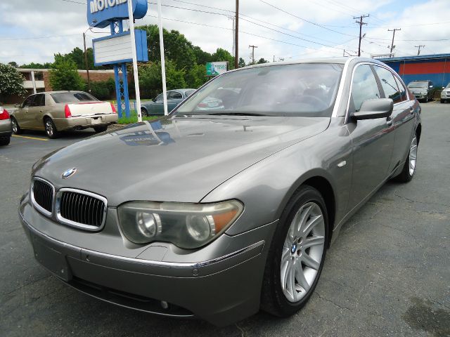 BMW 7 series 2003 photo 4