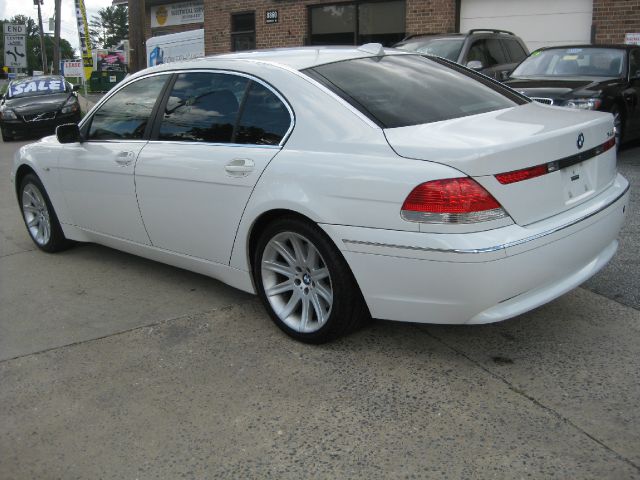 BMW 7 series 2003 photo 3