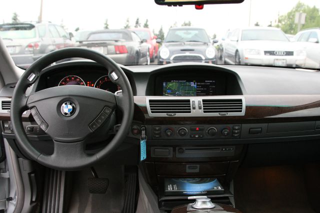 BMW 7 series 2003 photo 7