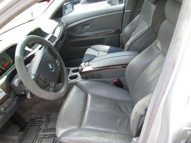 BMW 7 series 2003 photo 8