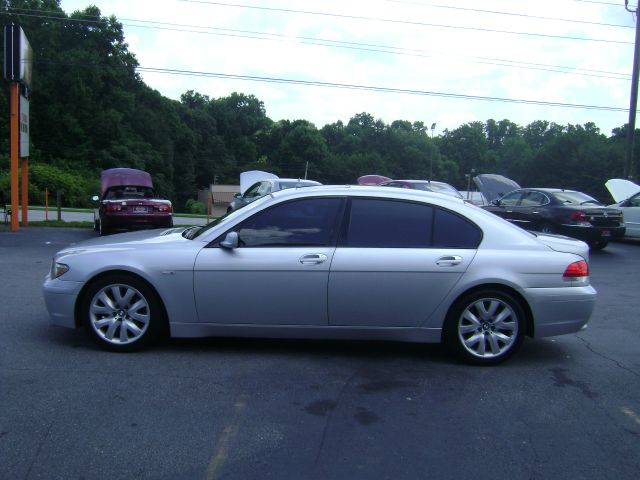 BMW 7 series 2003 photo 3