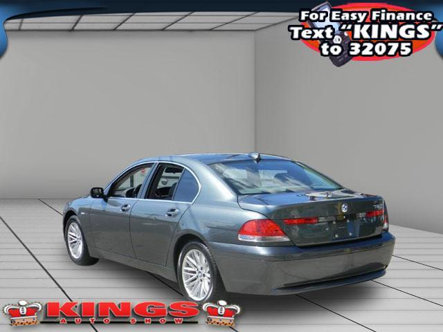 BMW 7 series 2004 photo 2