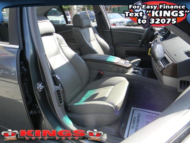BMW 7 series 2004 photo 3