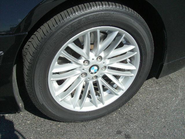BMW 7 series 2004 photo 1