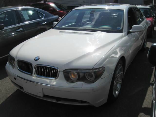 BMW 7 series 2004 photo 9