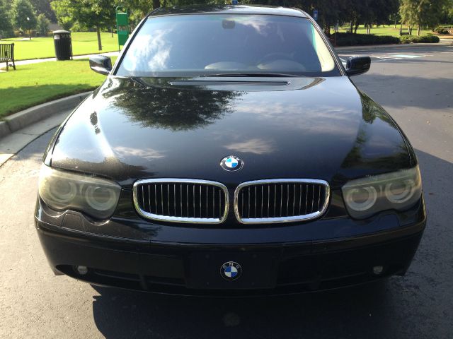 BMW 7 series 2004 photo 2