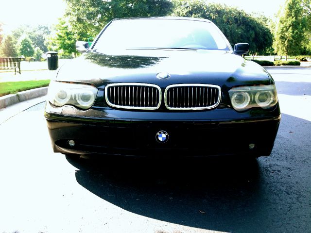 BMW 7 series 2004 photo 3