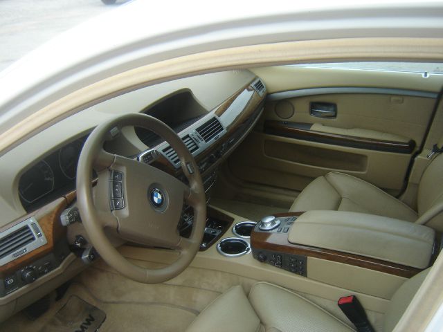 BMW 7 series 2004 photo 1