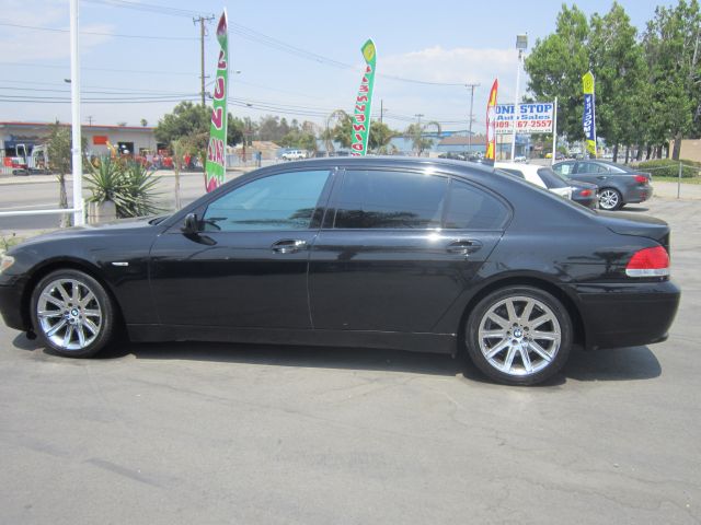 BMW 7 series 2004 photo 1