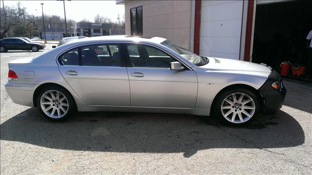 BMW 7 series 2005 photo 1