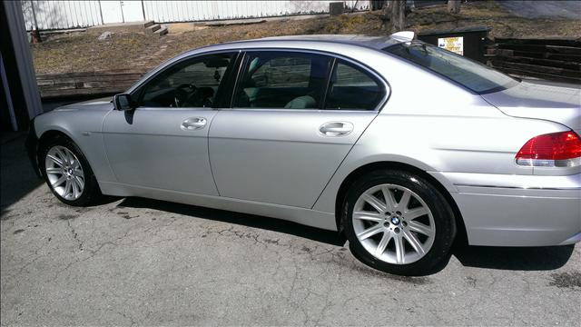 BMW 7 series 2005 photo 3