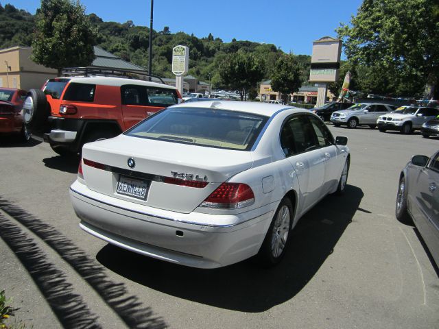 BMW 7 series 2005 photo 4