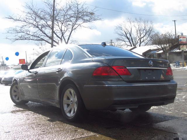 BMW 7 series 2006 photo 3