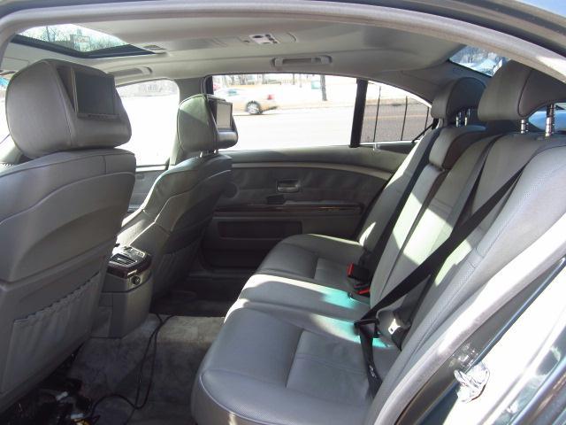 BMW 7 series 2006 photo 5