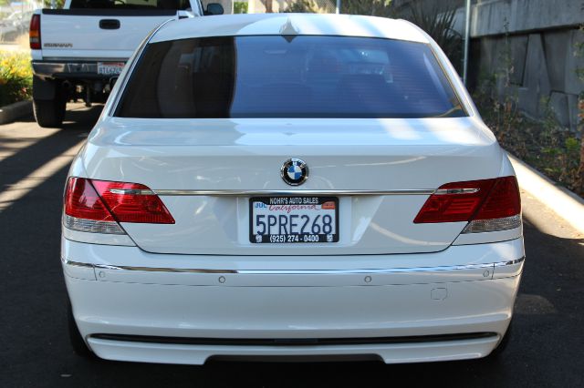 BMW 7 series 2006 photo 4