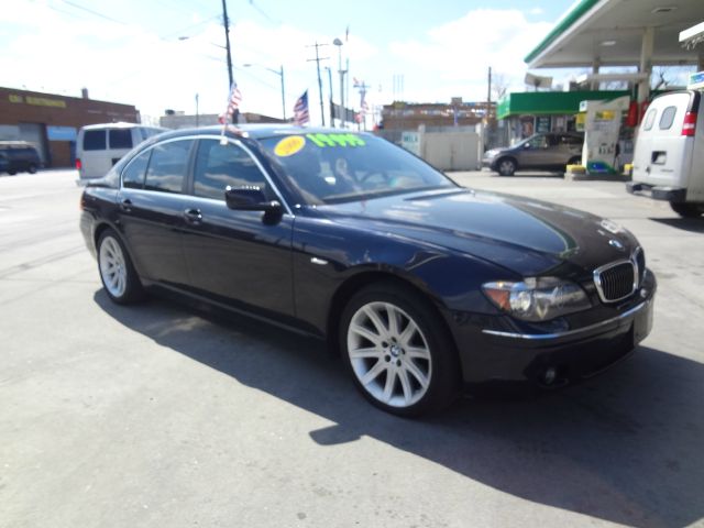 BMW 7 series 2006 photo 11