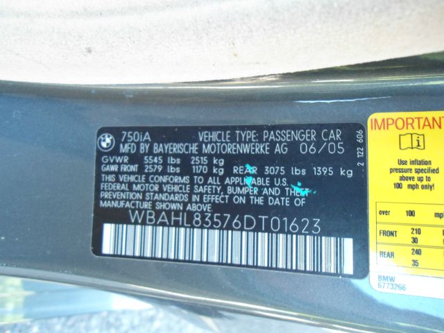 BMW 7 series 2006 photo 1