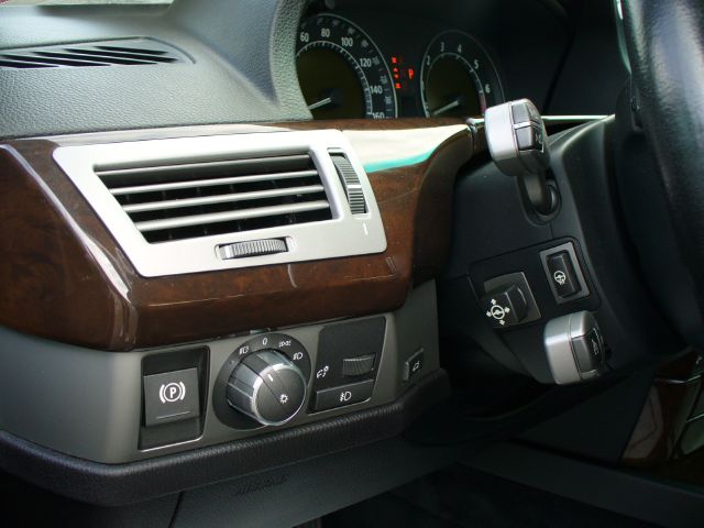 BMW 7 series 2006 photo 13