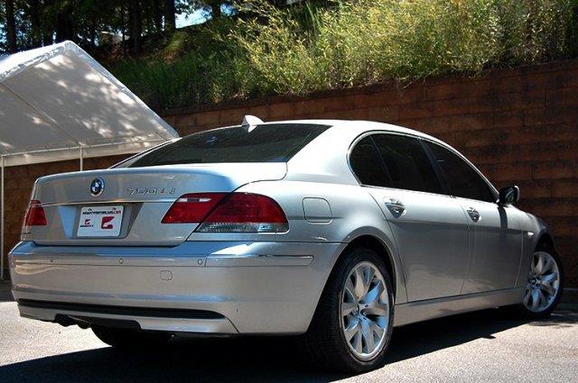 BMW 7 series 2006 photo 1