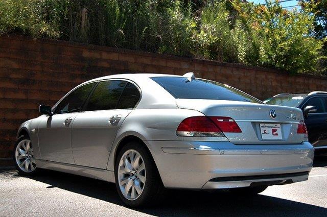 BMW 7 series 2006 photo 2