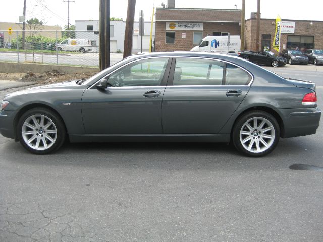 BMW 7 series 2006 photo 3