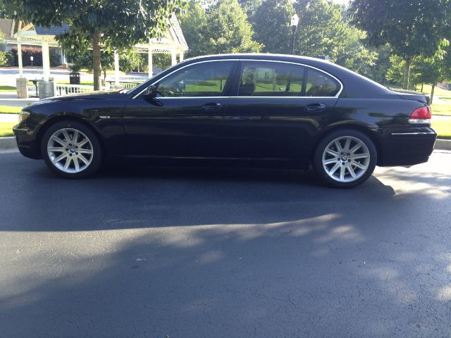 BMW 7 series 2006 photo 1