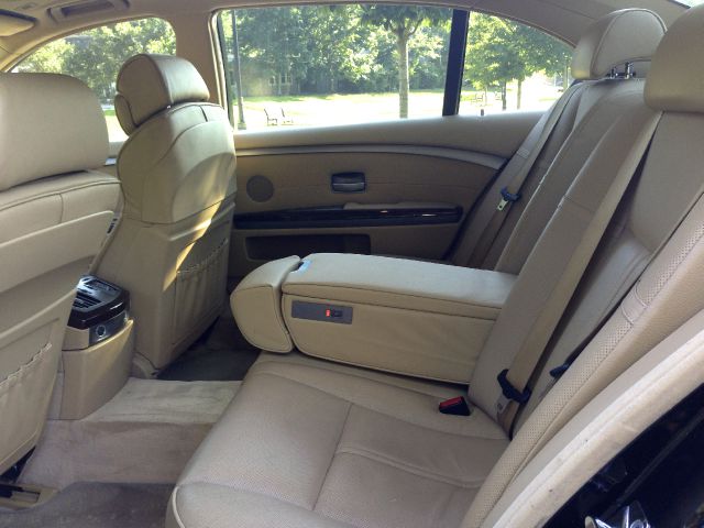 BMW 7 series 2006 photo 4
