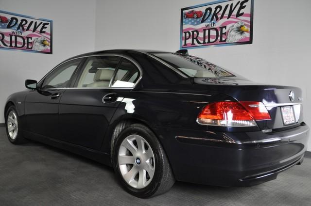 BMW 7 series 2006 photo 5