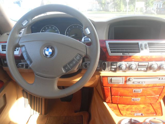 BMW 7 series 2006 photo 1