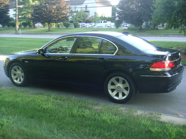 BMW 7 series 2007 photo 2
