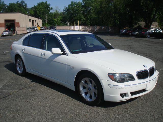 BMW 7 series 3.2 V6 NAV Sedan