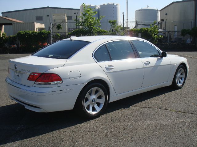 BMW 7 series 2007 photo 1