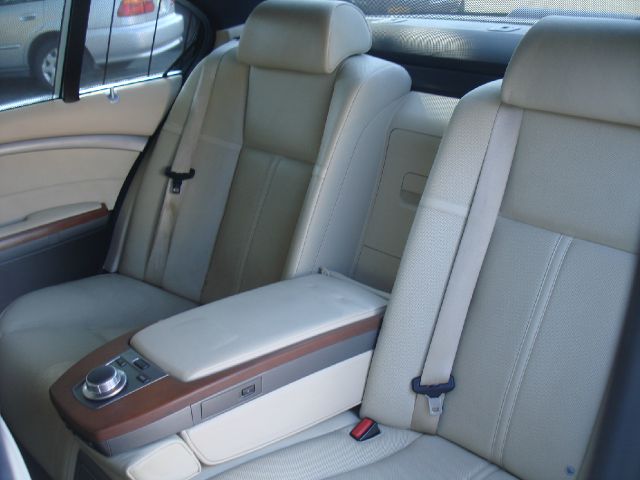 BMW 7 series 2007 photo 10