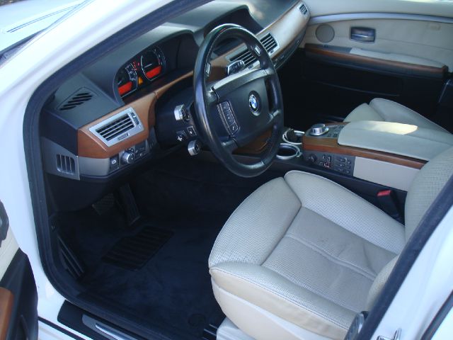 BMW 7 series 2007 photo 7