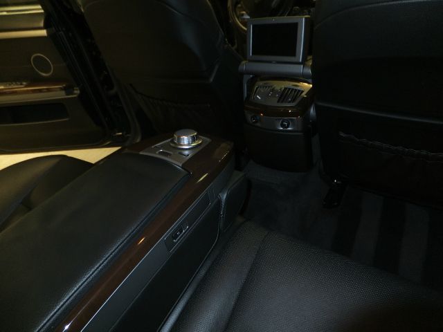 BMW 7 series 2007 photo 18