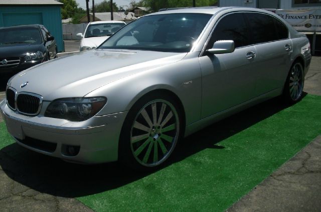 BMW 7 series 2007 photo 3