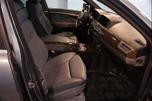 BMW 7 series 2007 photo 2