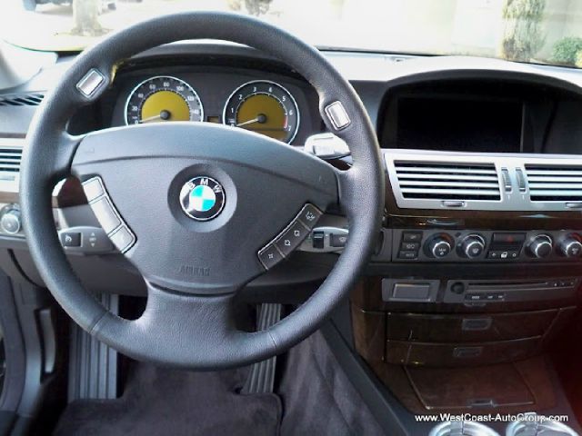 BMW 7 series 2008 photo 10