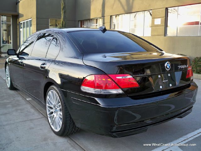 BMW 7 series 2008 photo 19