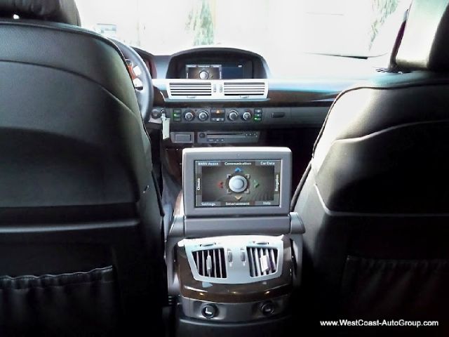 BMW 7 series 2008 photo 21