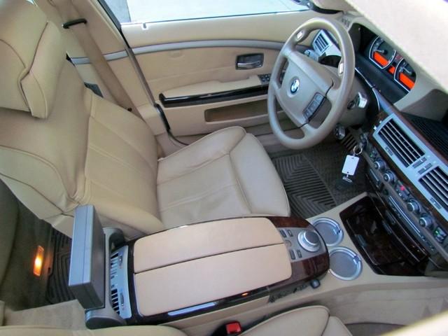 BMW 7 series 2008 photo 1