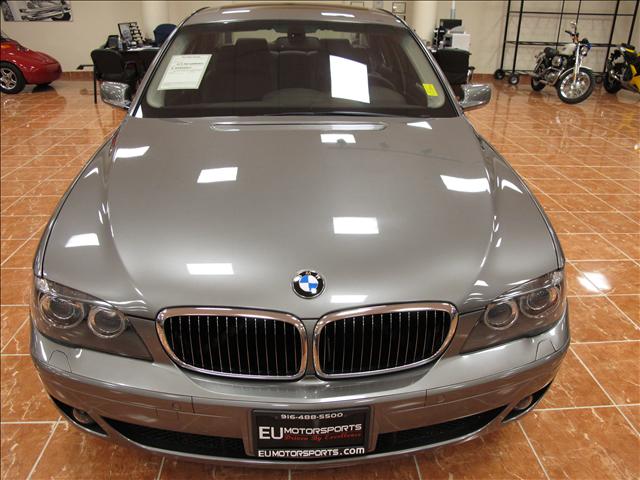 BMW 7 series 2008 photo 2