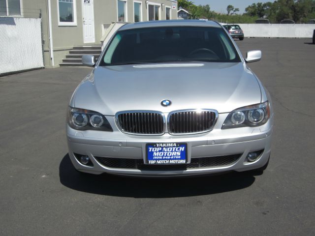 BMW 7 series 2008 photo 4