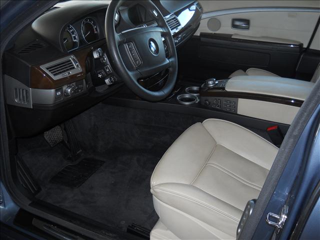 BMW 7 series 2008 photo 3